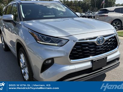 Used 2021 Toyota Highlander Limited