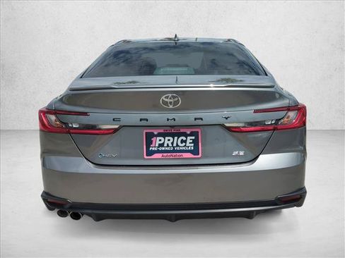 Used 2026 Toyota Camry SE FWD image 7