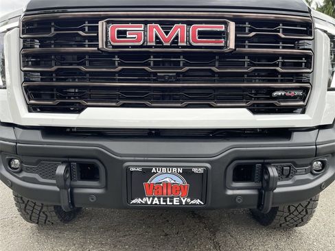 New 2025 GMC Sierra 2500 AT4X w/ AT4X AEV Edition image 32