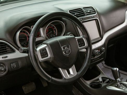 Used 2019 Dodge Journey GT AWD/4WD image 9