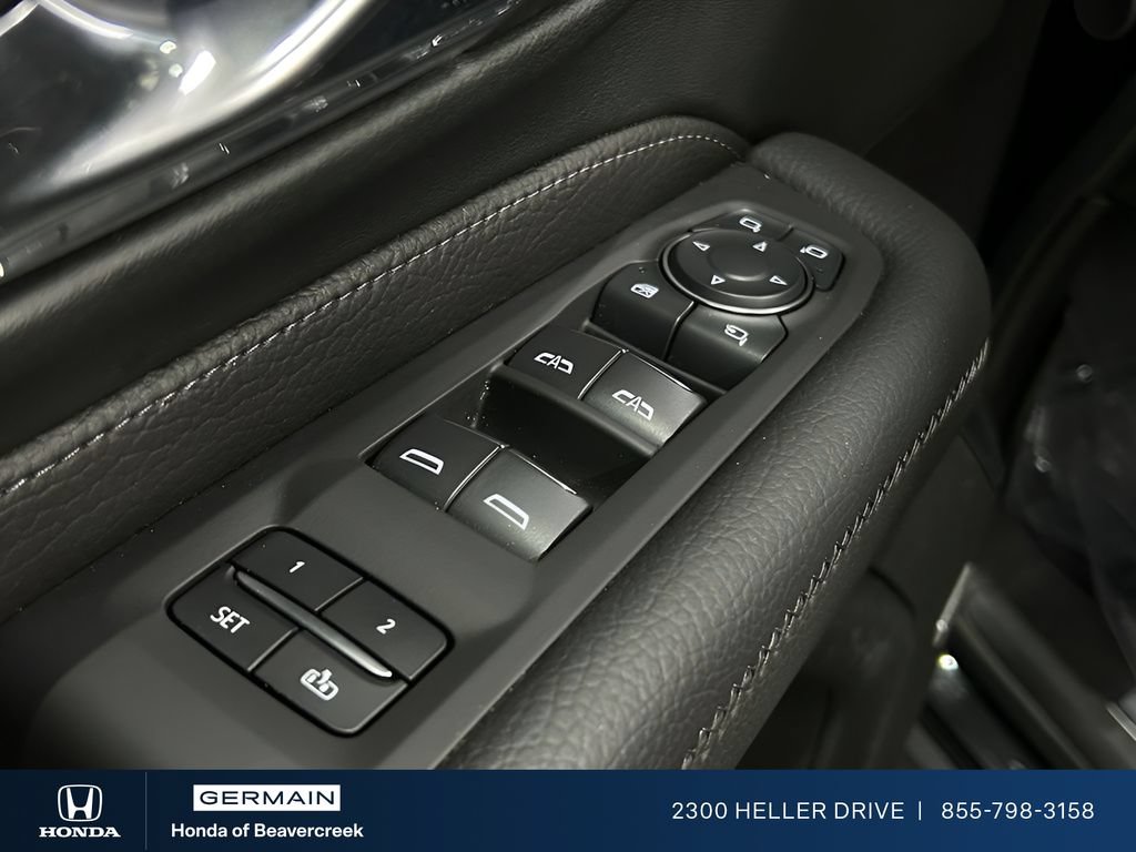 Used 2024 GMC Yukon Denali w/ Max Trailering Package AWD/4WD image 13