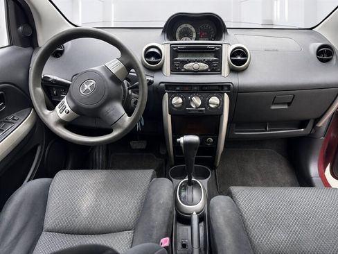 Used 2006 Scion xA FWD image 7