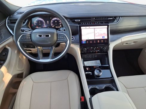 New 2025 Jeep Grand Cherokee L Limited image 20