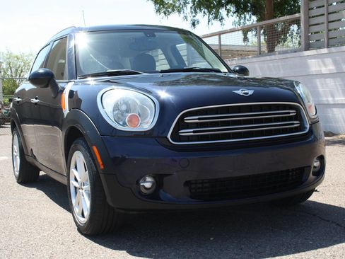 Used 2015 MINI Cooper Countryman FWD image 2