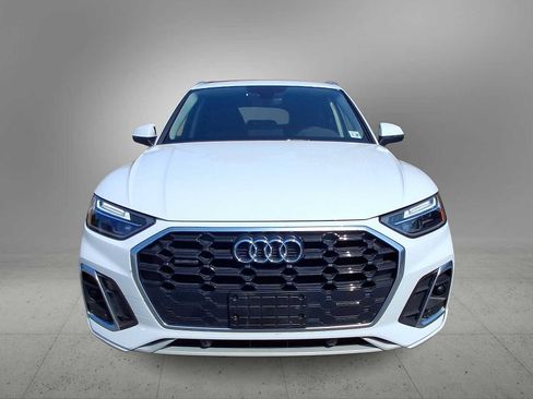 Certified 2023 Audi Q5 2.0T Premium w/ Convenience Package AWD/4WD image 3