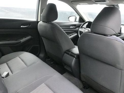 Used 2021 Nissan Altima 2.5 S FWD image 16