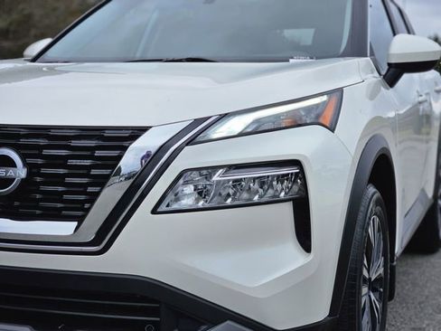 Certified 2023 Nissan Rogue SV w/ SV Premium B Package image 9