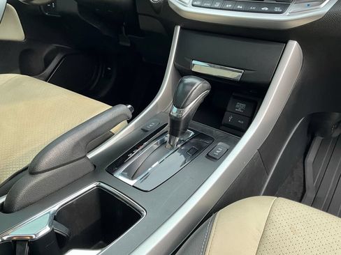 Used 2015 Honda Accord EX-L image 16