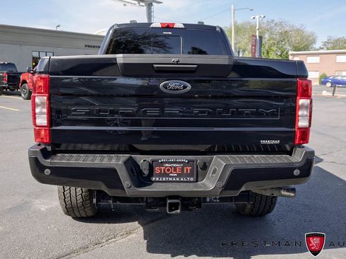 Used 2022 Ford F250 XLT w/ Black Appearance Package AWD/4WD image 17