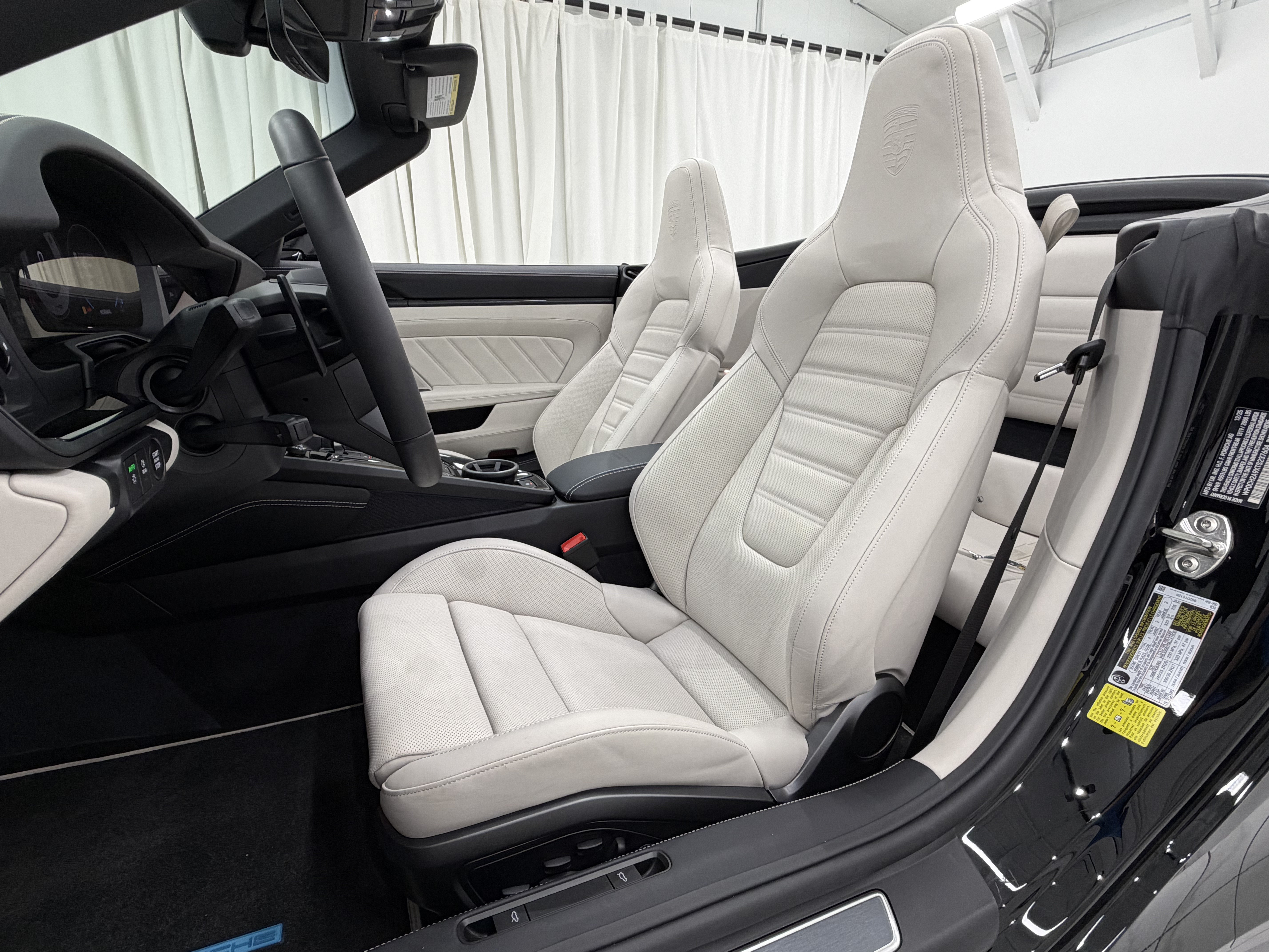 Certified 2026 Porsche 911 Carrera 4S AWD/4WD image 35