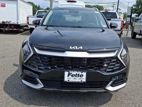 Certified 2023 Kia Sportage EX AWD/4WD image 2