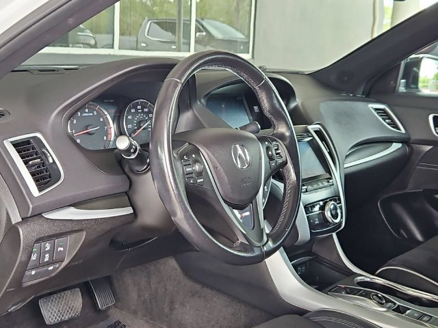 Used 2019 Acura TLX w/ Technology & A-SPEC Package FWD image 10