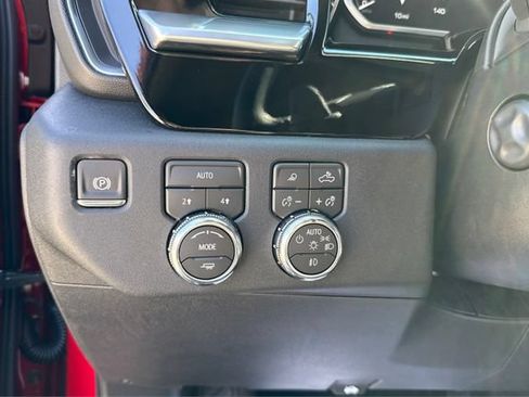 New 2026 GMC Sierra 1500 SLT w/ SLT Premium Package AWD/4WD image 17