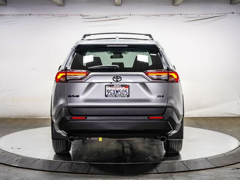 Certified 2023 Toyota RAV4 XLE FWD image 6
