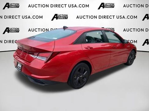 Used 2022 Hyundai Elantra SEL w/ Convenience Package FWD image 23