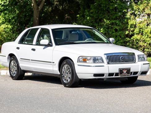 Used 2007 Mercury Grand Marquis GS RWD image 7
