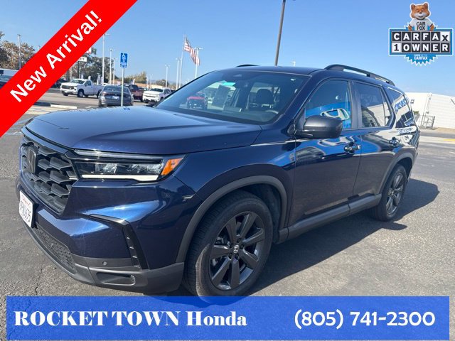 Used 2025 Honda Pilot Sport image 4