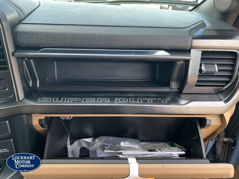 Used 2023 Ford F250 Lariat AWD/4WD image 26