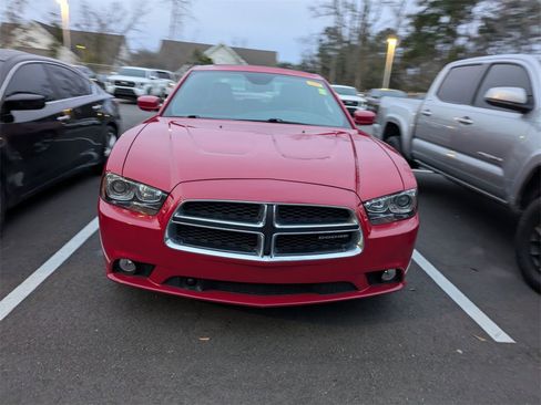 Used 2011 Dodge Charger R/T image 2