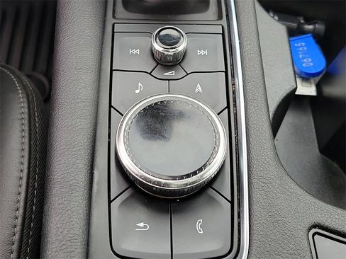 Used 2022 Cadillac XT6 Premium Luxury w/ LPO, Floor Liner Package image 34