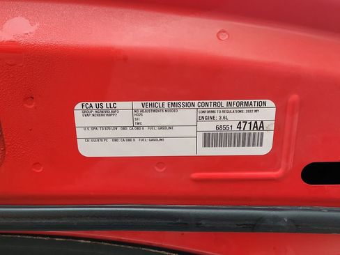 Certified 2022 Dodge Charger SXT w/ Leather Interior Group image 24