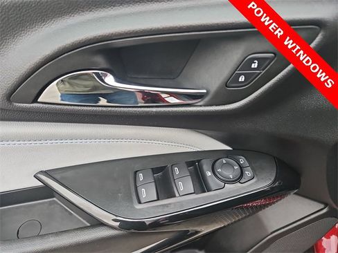 Used 2025 Chevrolet Trax LT w/ LT Convenience Package image 21