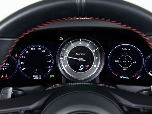 Used 2021 Porsche 911 Turbo image 31