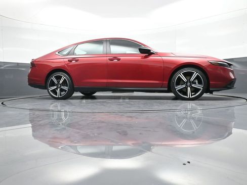 Certified 2024 Honda Accord Sport image 28