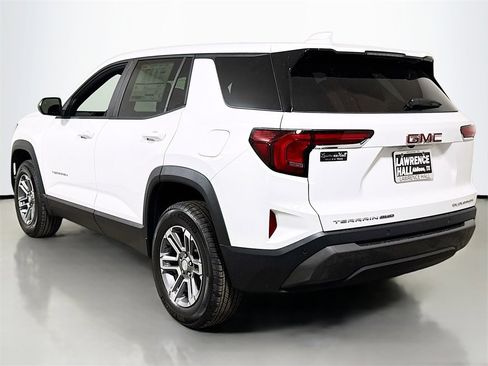 New 2026 GMC Terrain Elevation image 3
