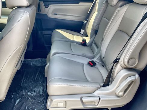 New 2026 Honda Odyssey EX-L image 10