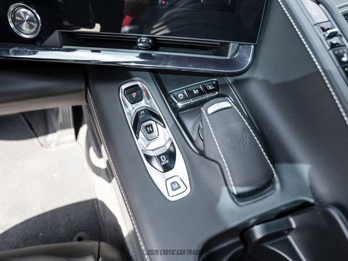 Used 2024 Chevrolet Corvette Stingray Premium Cpe w/ Z51 Performance Package RWD image 89