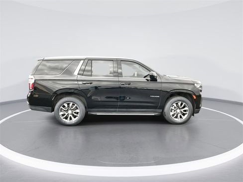 Used 2023 Chevrolet Tahoe LS image 9