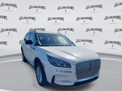 New 2026 Lincoln Corsair Premiere image 7