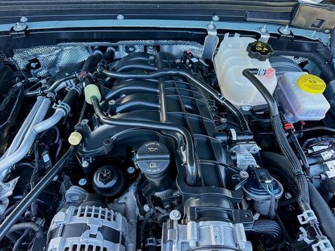 Used 2024 Jeep Wrangler Sport S image 28