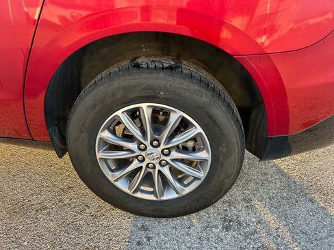 Used 2024 Buick Enclave Premium image 52