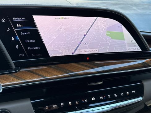 Used 2022 Cadillac Escalade Sport Platinum image 8