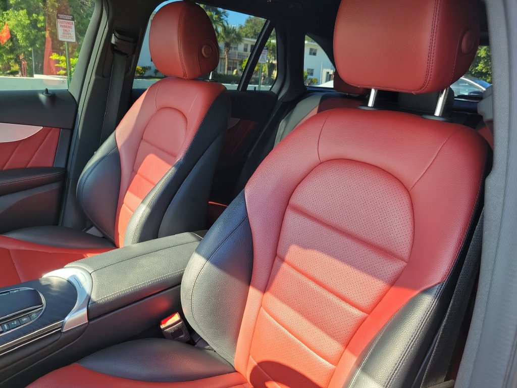 Used 2022 Mercedes-Benz GLC 300 image 26