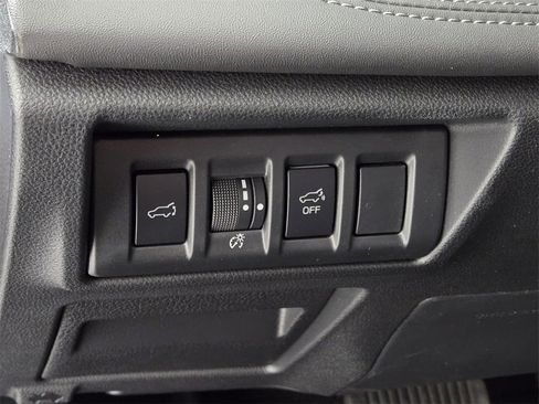 Certified 2025 Subaru Outback Limited XT image 26