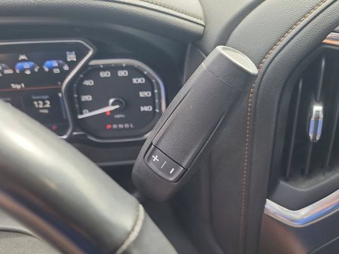Used 2021 GMC Sierra 1500 AT4 w/ AT4 Premium Package AWD/4WD image 16