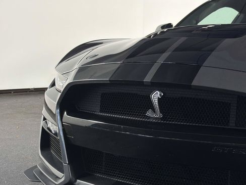 Used 2020 Ford Mustang Shelby GT500 w/ Technology Package RWD image 11