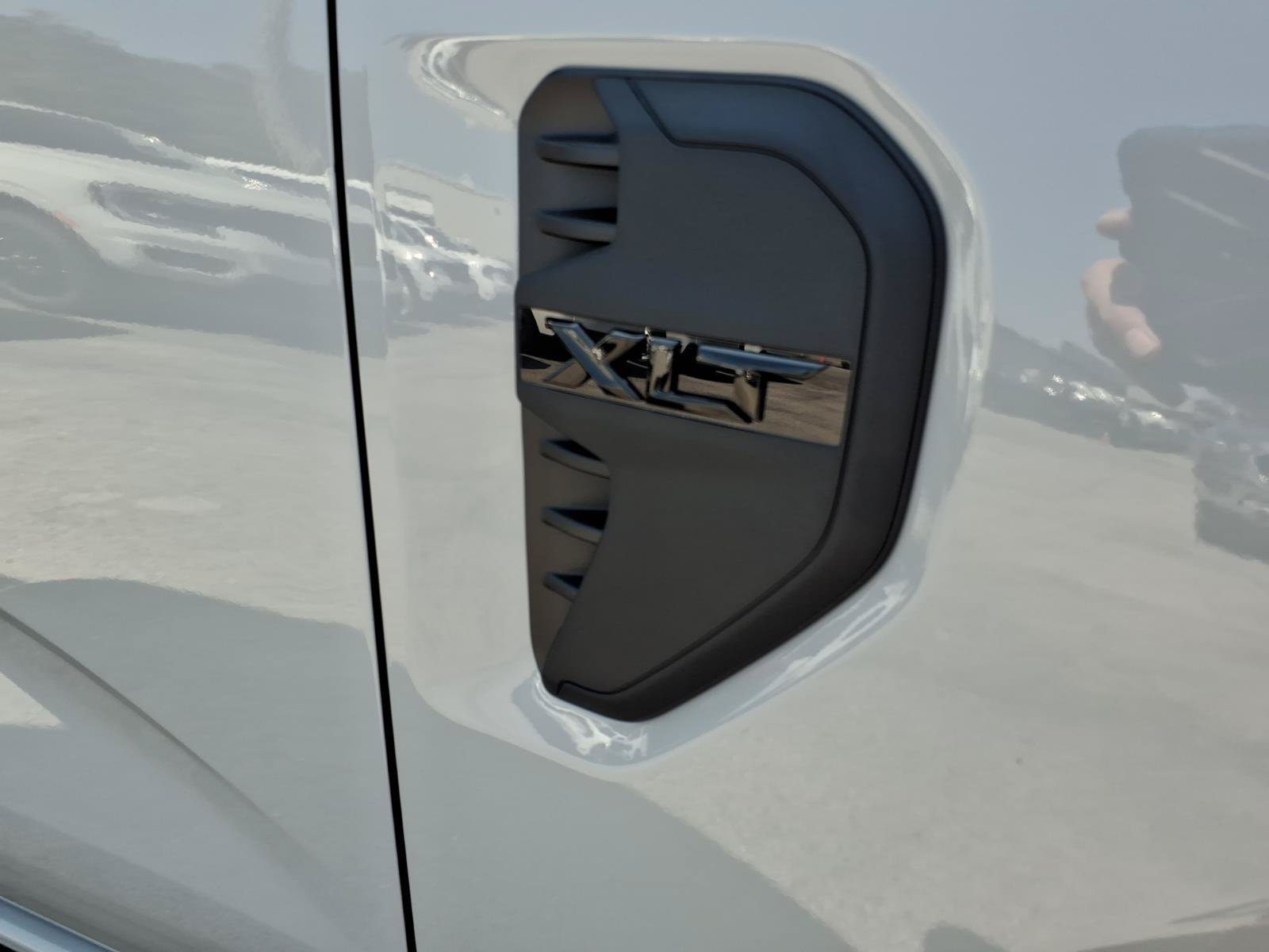 New 2026 Ford Ranger XLT w/ Black Appearance Package RWD image 8