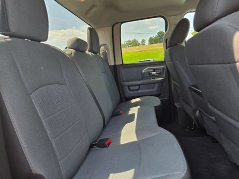 Used 2024 RAM 1500 Classic SLT AWD/4WD image 18