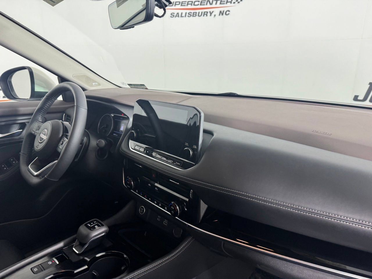 Used 2023 Nissan Rogue SL w/ SL Premium Package AWD/4WD image 36