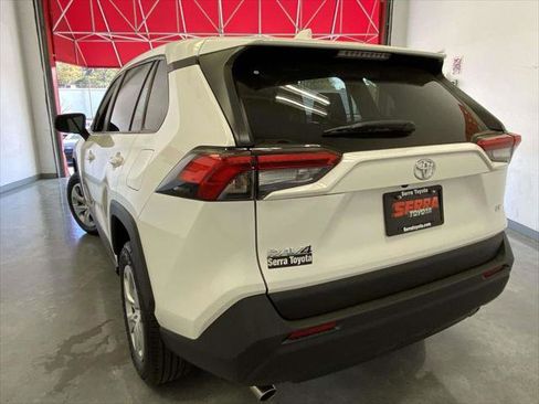 Certified 2025 Toyota RAV4 LE image 5