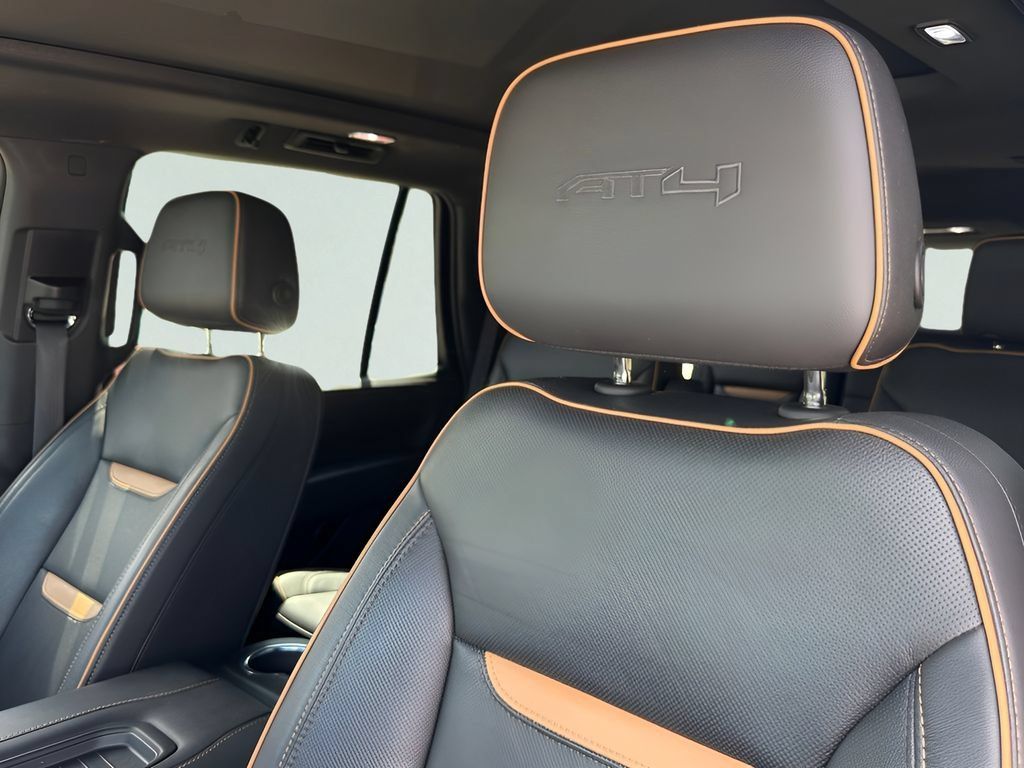 Used 2023 GMC Yukon AT4 w/ Max Trailering Package AWD/4WD image 10