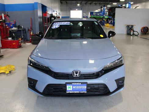 Used 2024 Honda Civic Sport image 3