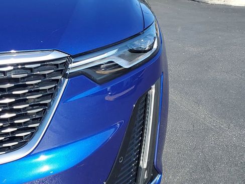 Certified 2023 Cadillac XT6 Premium Luxury image 9