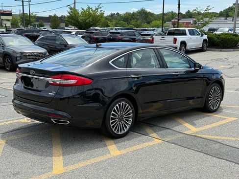 Used 2017 Ford Fusion SE w/ Equipment Group 202A AWD/4WD image 6