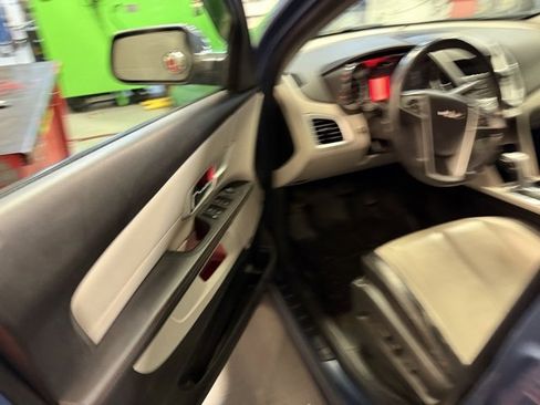 Used 2011 GMC Terrain SLT image 15