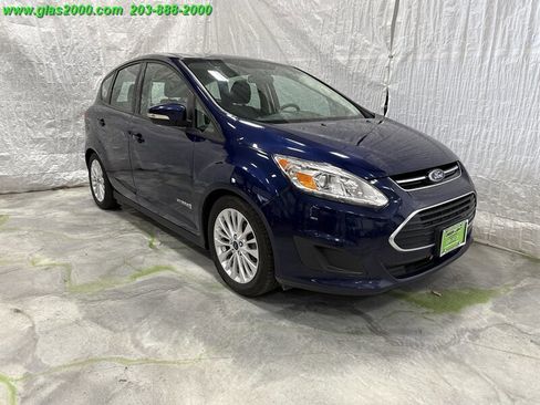 Used 2017 Ford C-MAX SE image 2